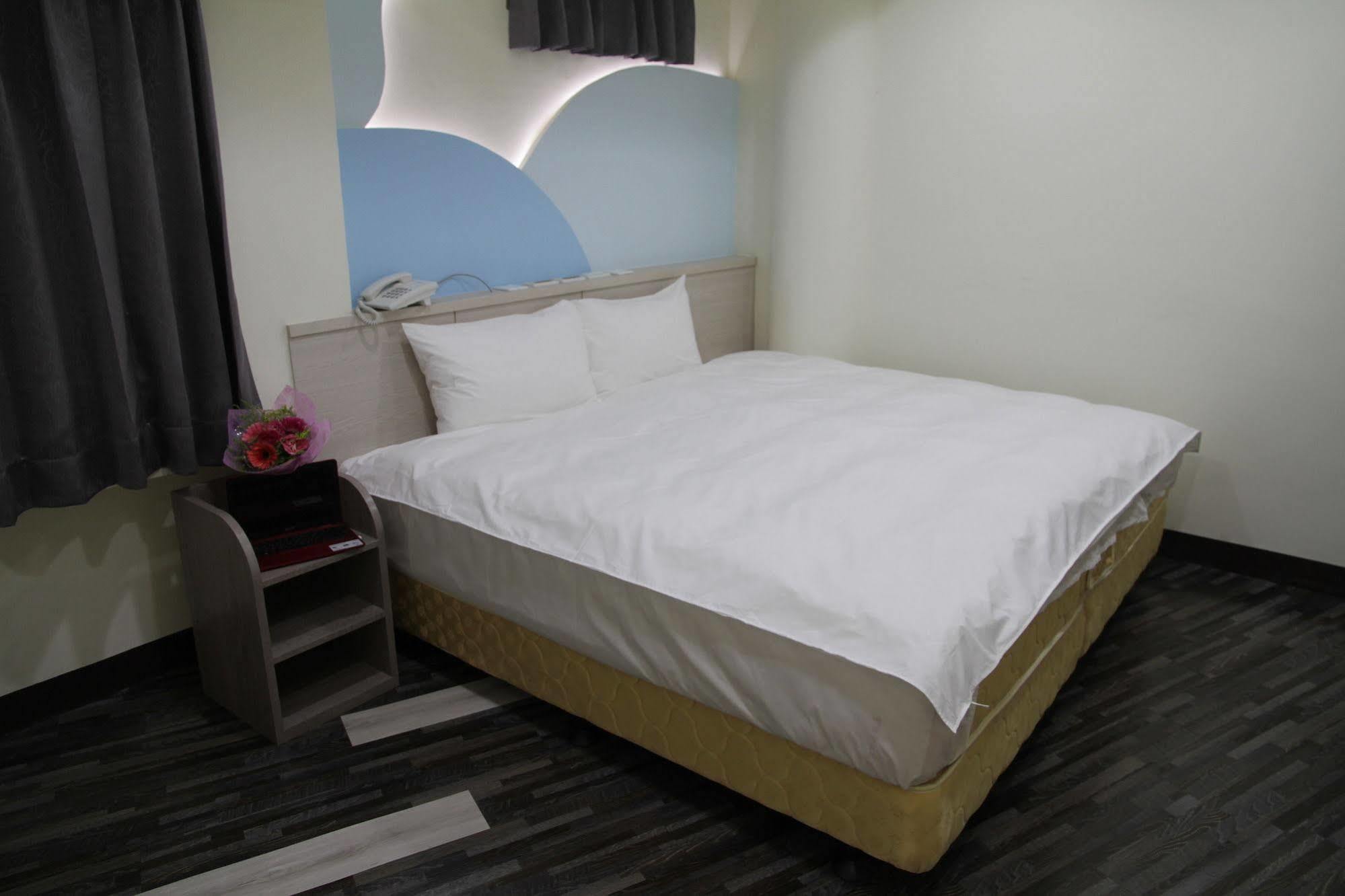 Hotel 微旅時尚旅店 Douliu Exterior foto